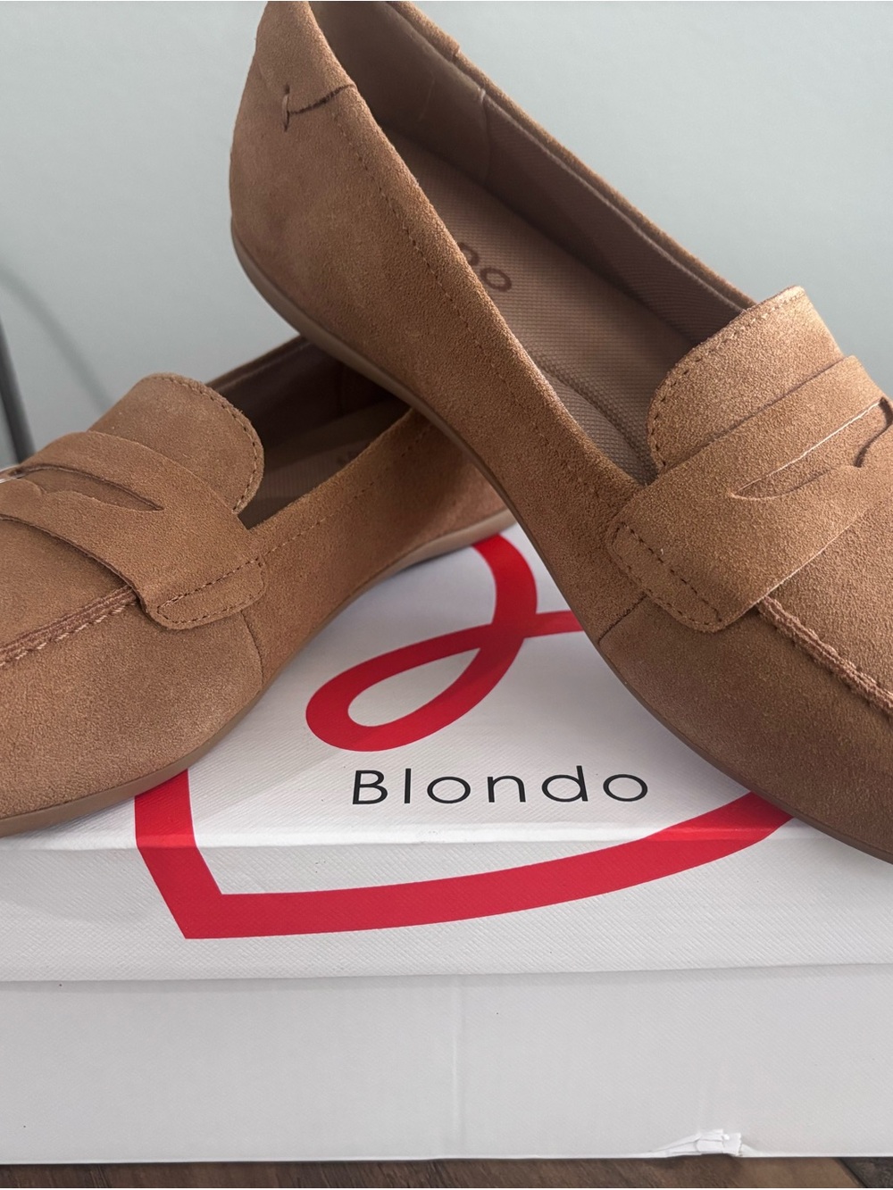 Blondo Women's Brown Suede Penny Loafers